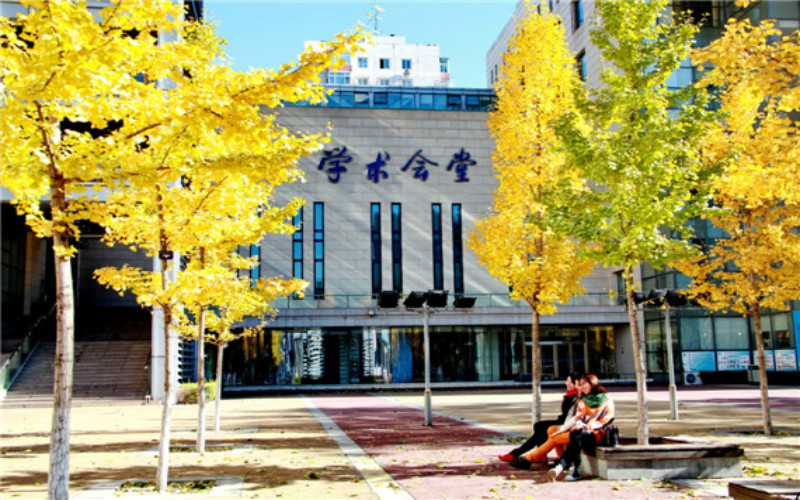 中央财经大学校园风景